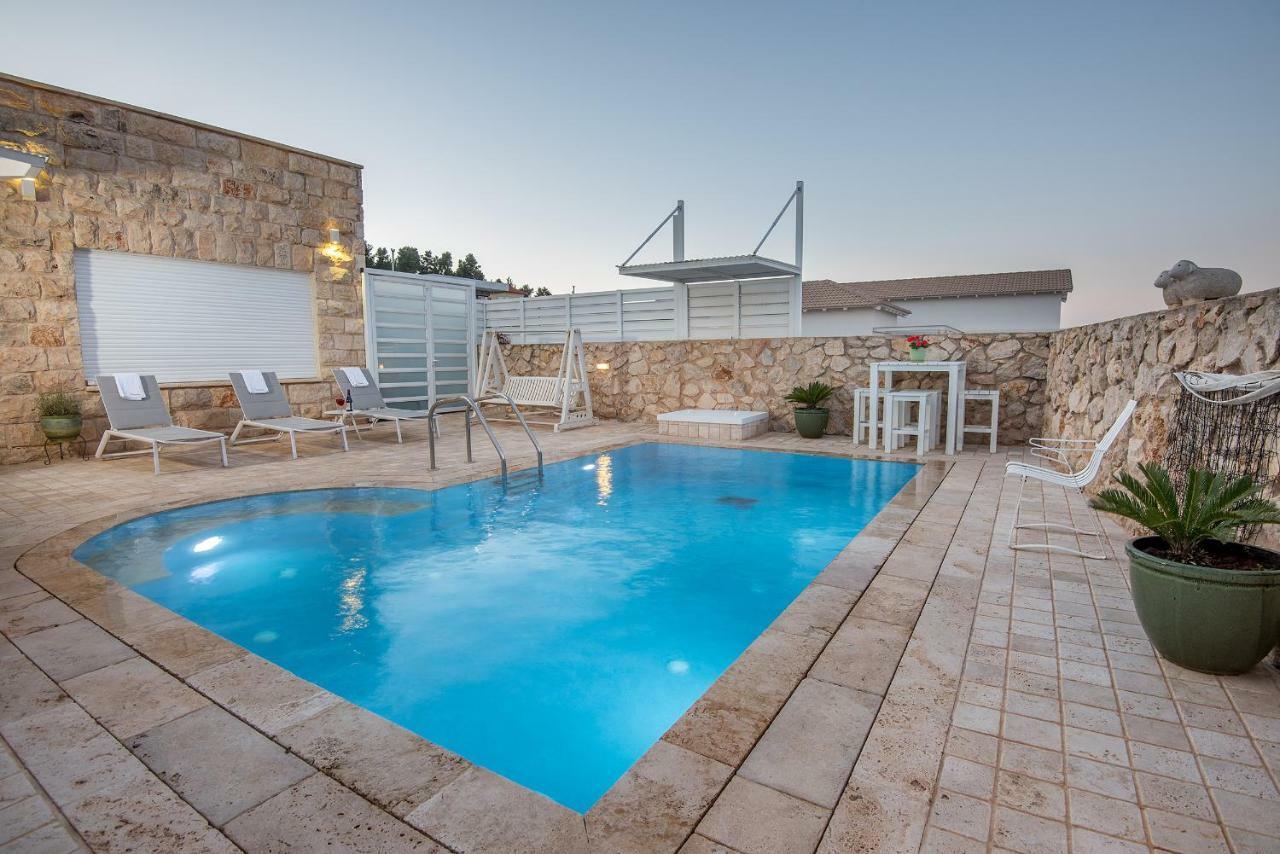 Nofesh Ba Alon 10 Villa Rosh Pinna Exterior photo